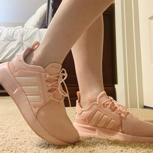 Adidas Sneakers